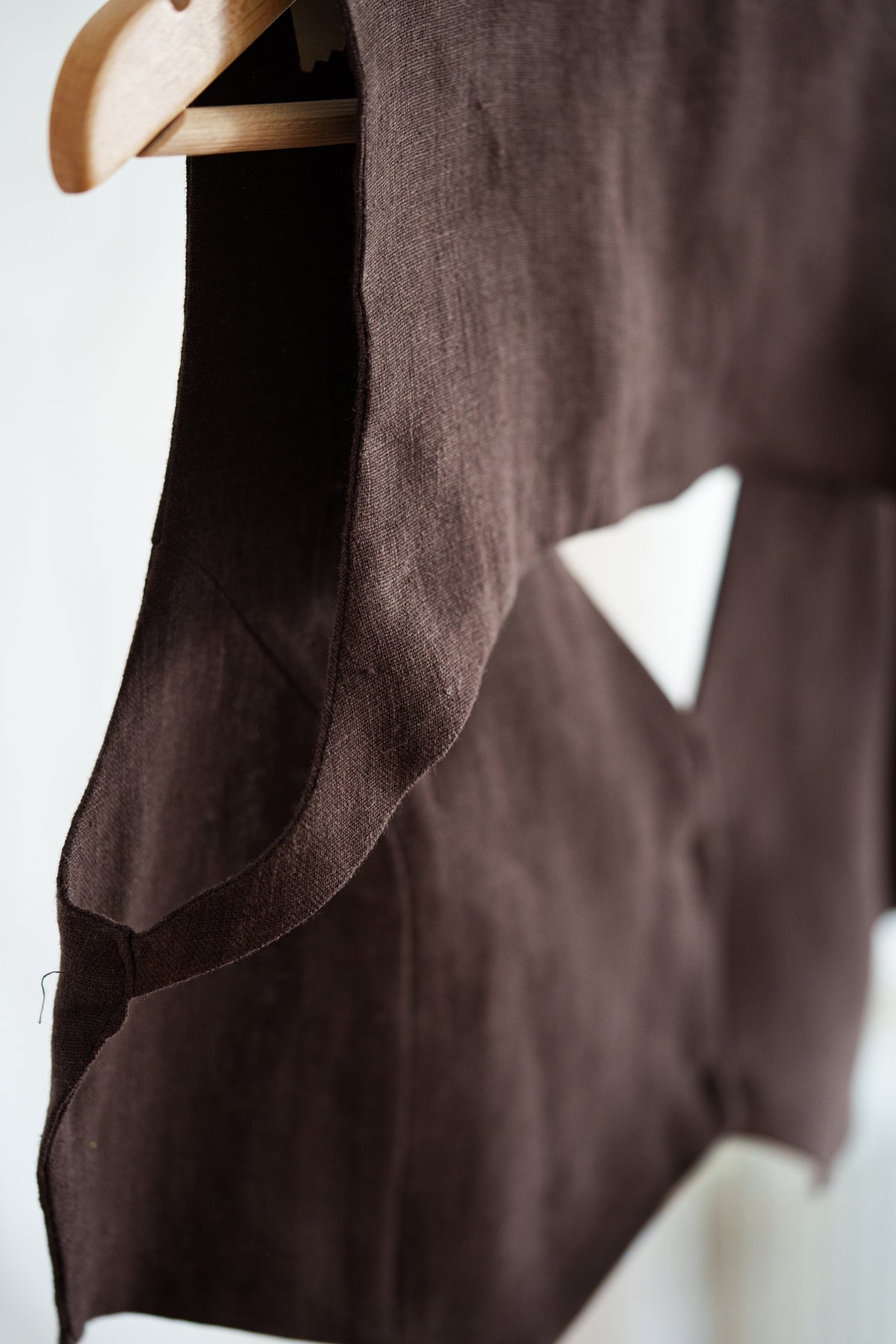 Linen Tiny Vest Dark Brown
