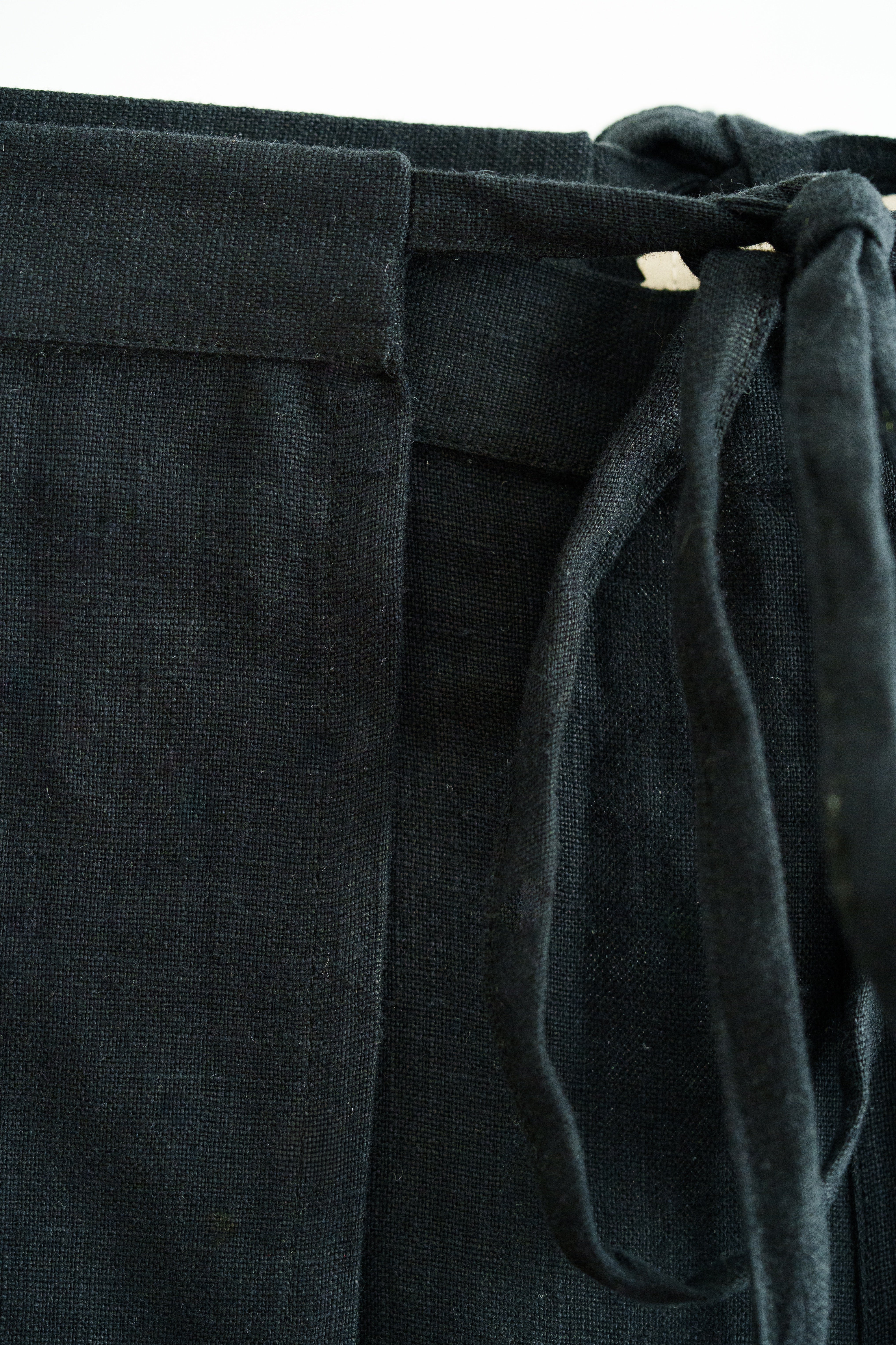 Linen Wrap Short Black